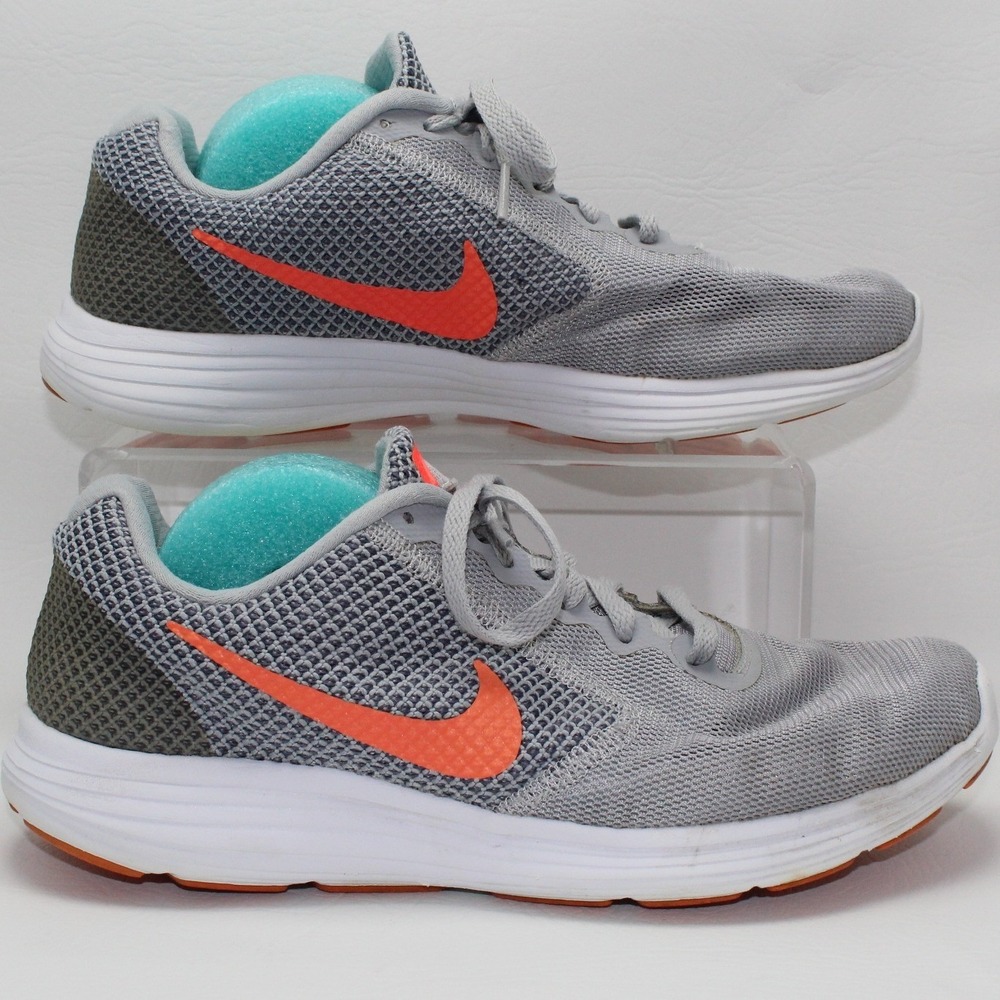 Nike Revolution 3 Wolf Grey Bright Crimson Running Shoes 819302-002‎ Mens 8.5